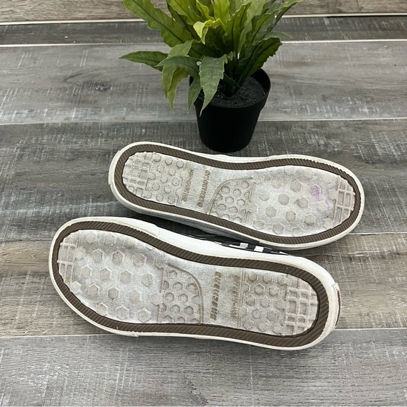 Sketchers Megacraft Black and White Sneaker Flats Size 4.5 - Picture 16 of 16